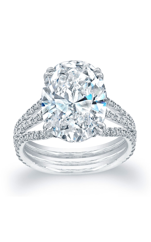 Oval Brilliant Diamond Ring